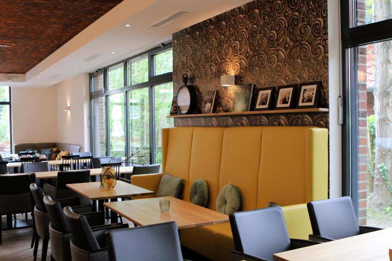 Plauderei Cafe Und Hotel Bad Zwischenahn Luaran gambar